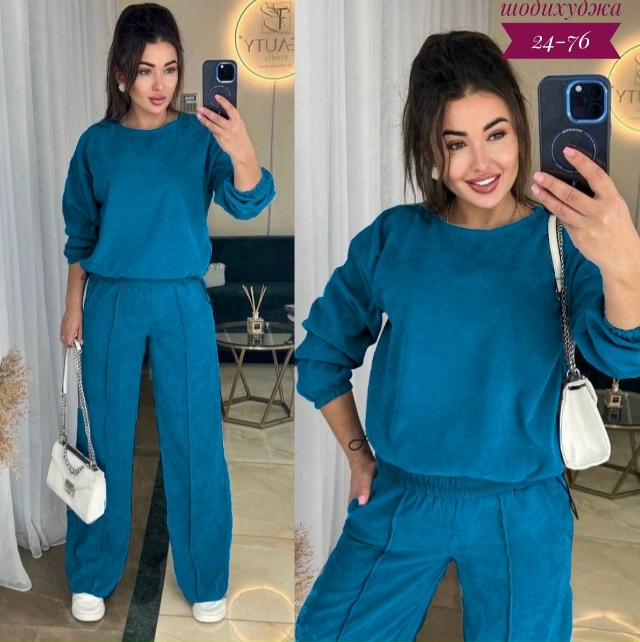 Спортивный костюм 23105353