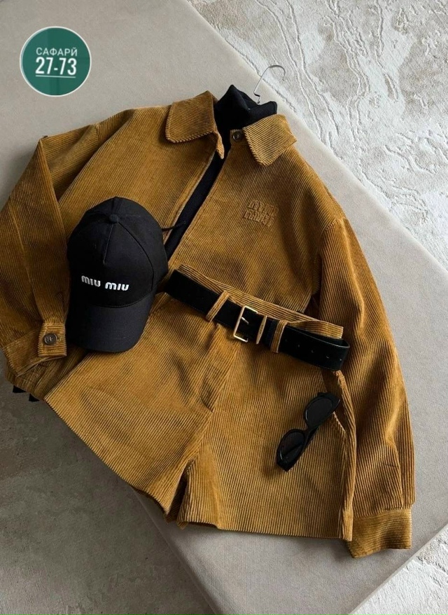 Костюм 23106648