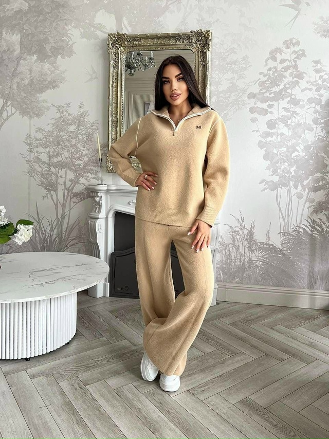 Костюм 23108235