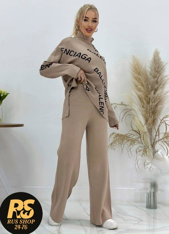 Спортивный костюм 23113438