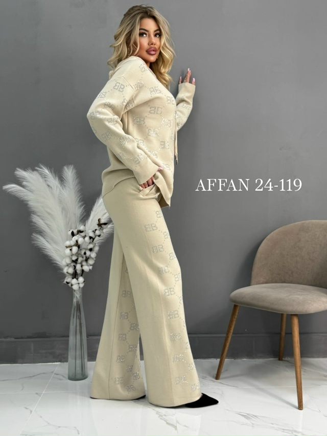 Спортивный костюм 23113992