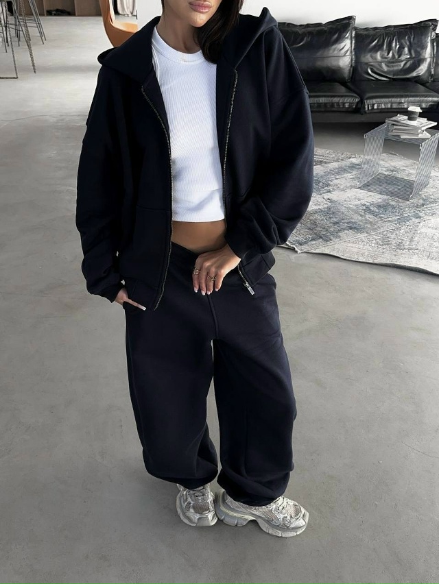 Спортивный костюм 23113914