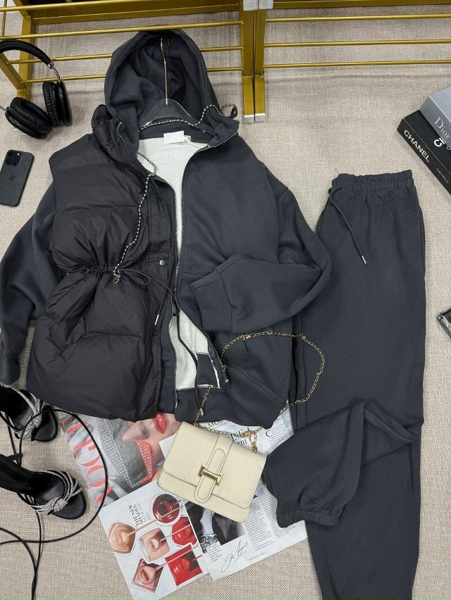 Спортивный костюм 23117984