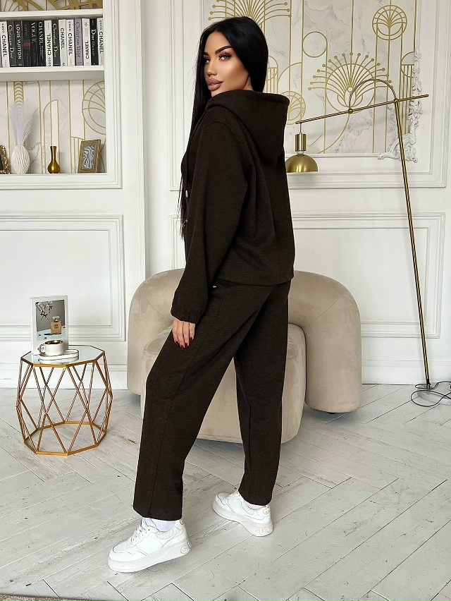 Спортивный костюм 23118852