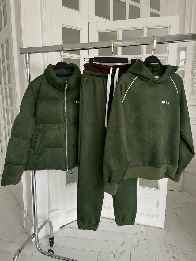 Спортивный костюм 23118785