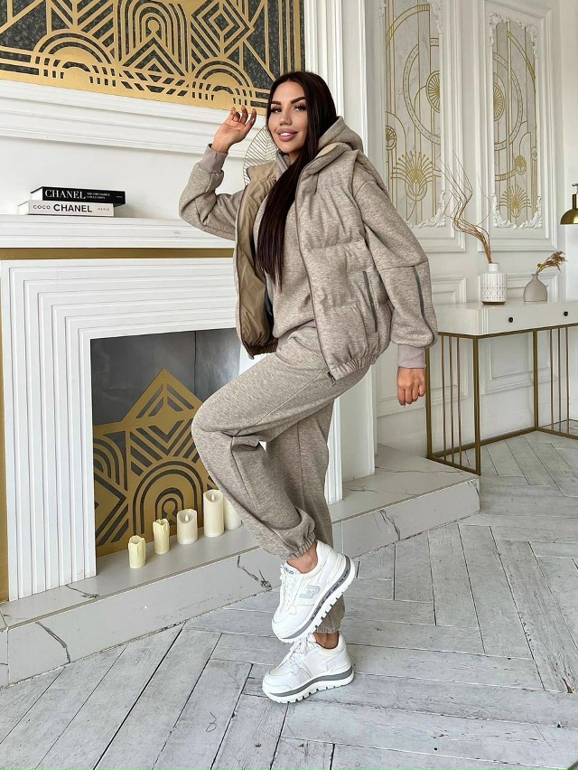 Спортивный костюм 23119819