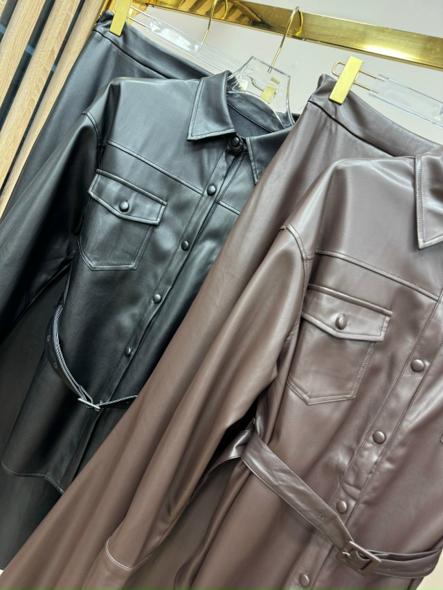 Костюм 23121028