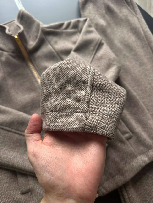 Спортивный костюм 23122692