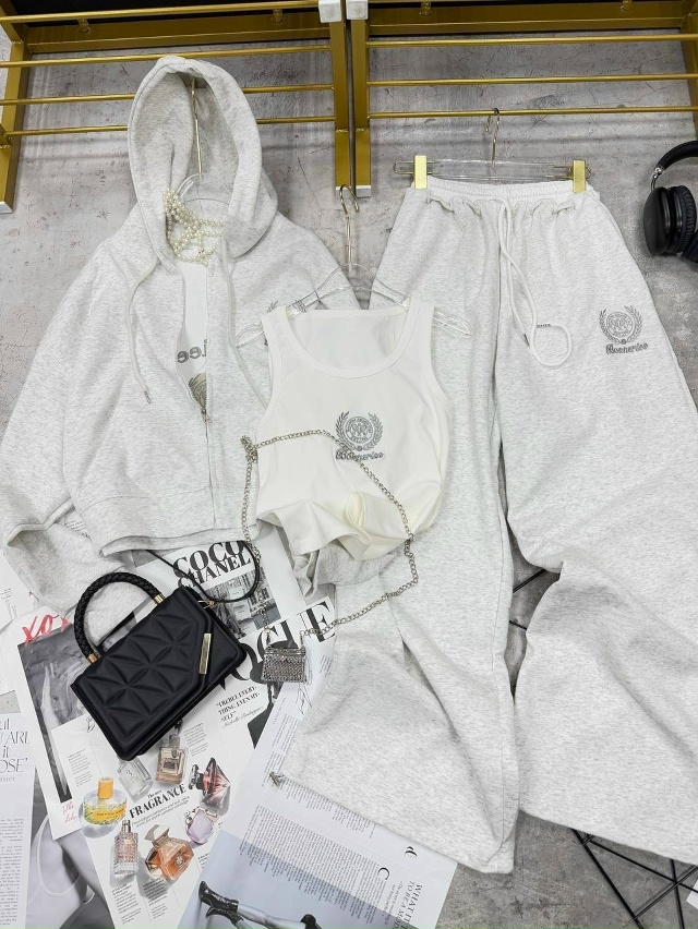 Спортивный костюм 23124646