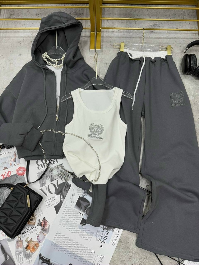 Спортивный костюм 23124646