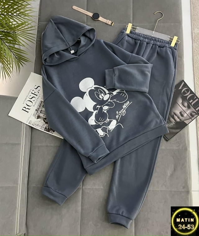 Спортивный костюм 23126789