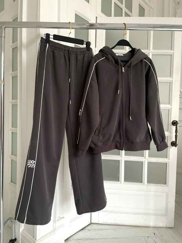 Спортивный костюм 23129986