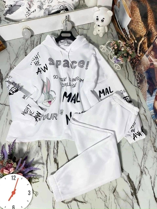 Спортивный костюм 23131577