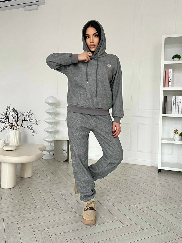 Спортивный костюм 23133065