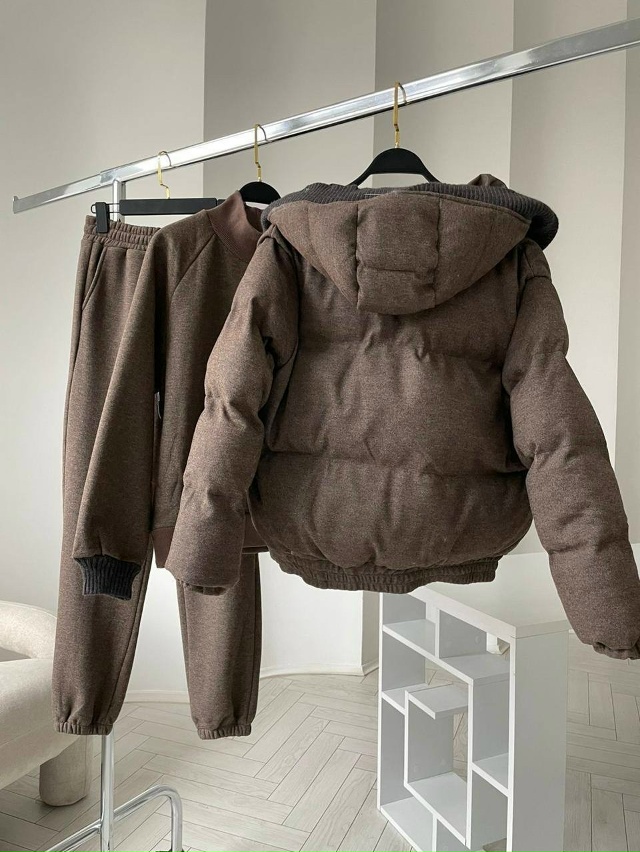 Спортивный костюм 23132993