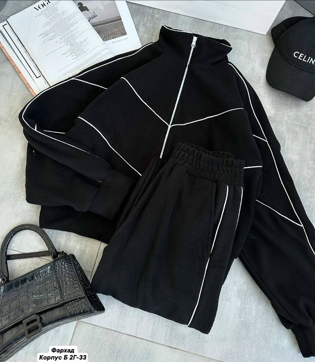 Спортивный костюм 23133341