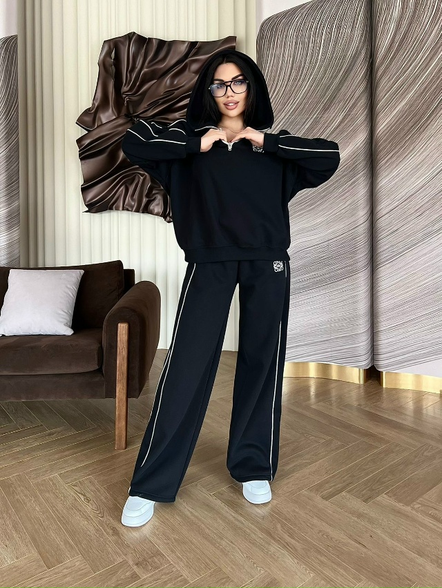 Спортивный костюм 23134564