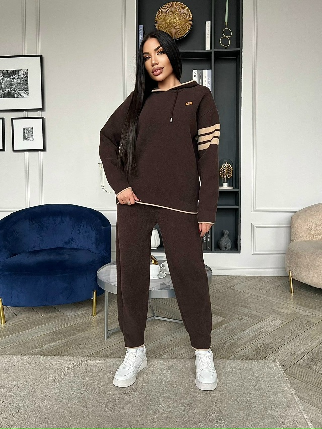 Спортивный костюм 23138149