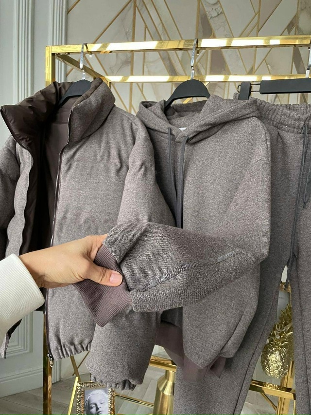 Спортивный костюм 23139430