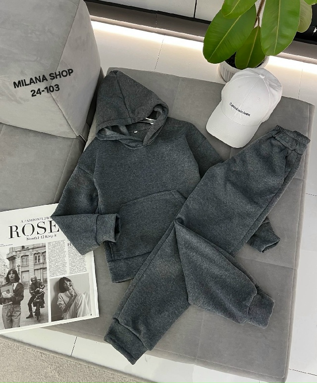 Спортивный костюм 23141911