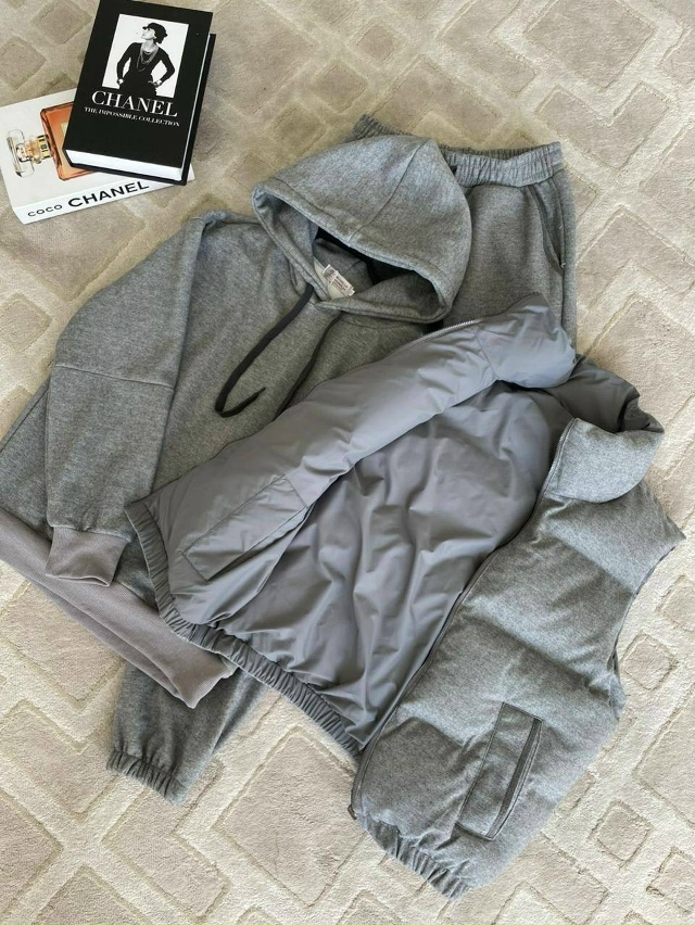 Спортивный костюм 23141609