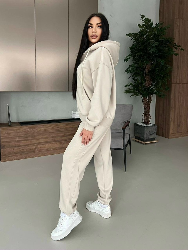 Спортивный костюм 23141677