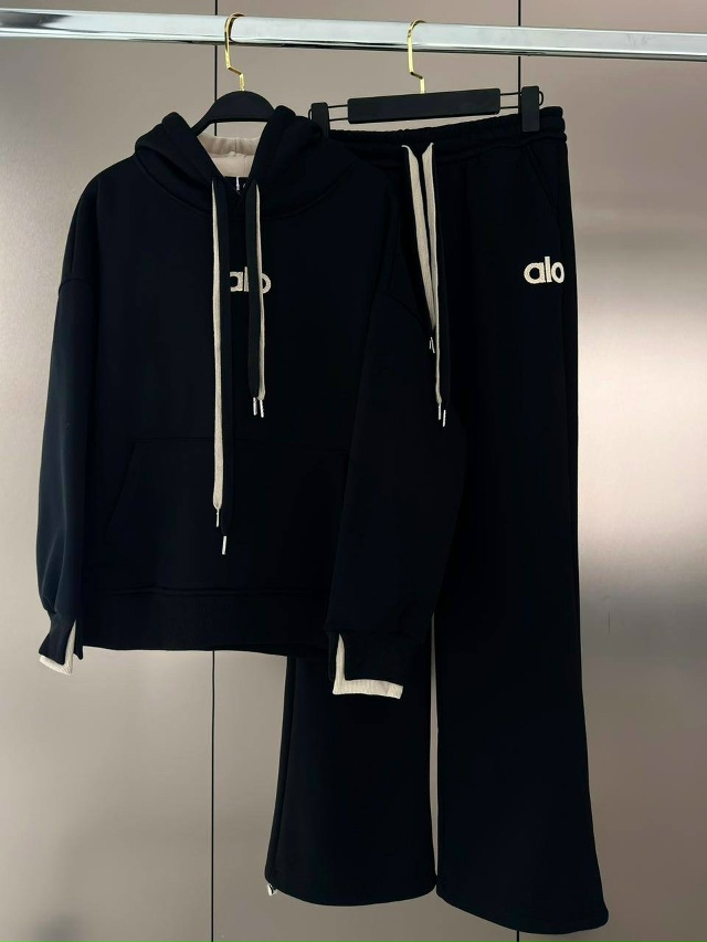 Спортивный костюм 23141673