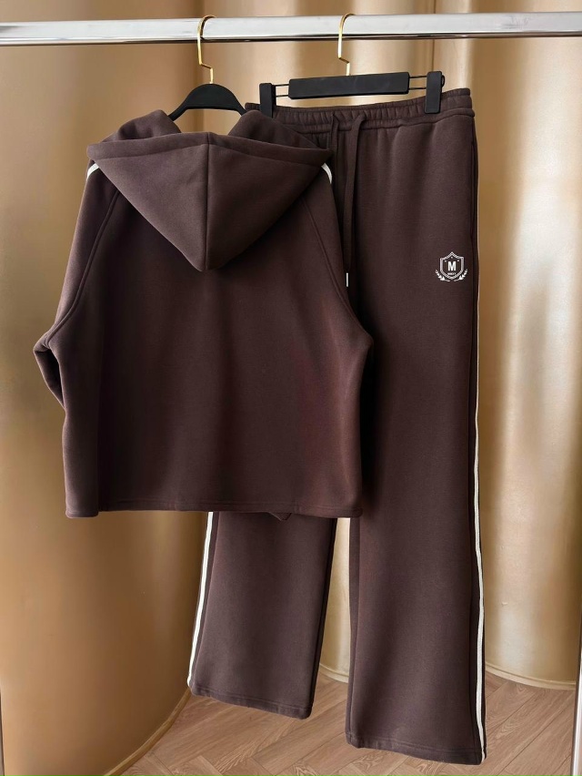 Спортивный костюм 23143012