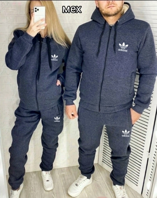 Спортивный костюм 23142772