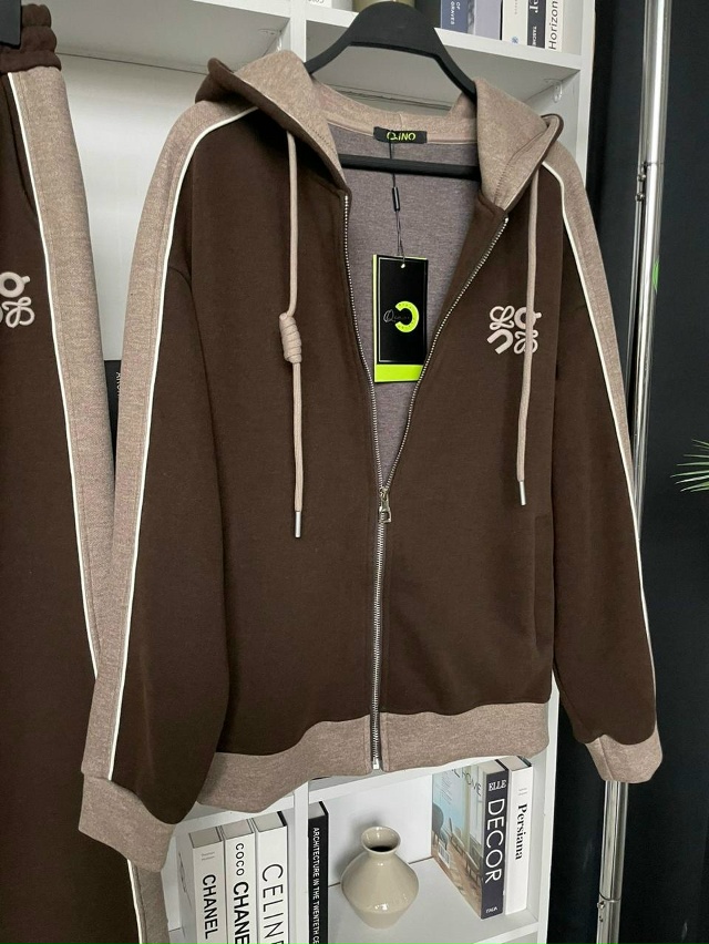 Спортивный костюм 23143217