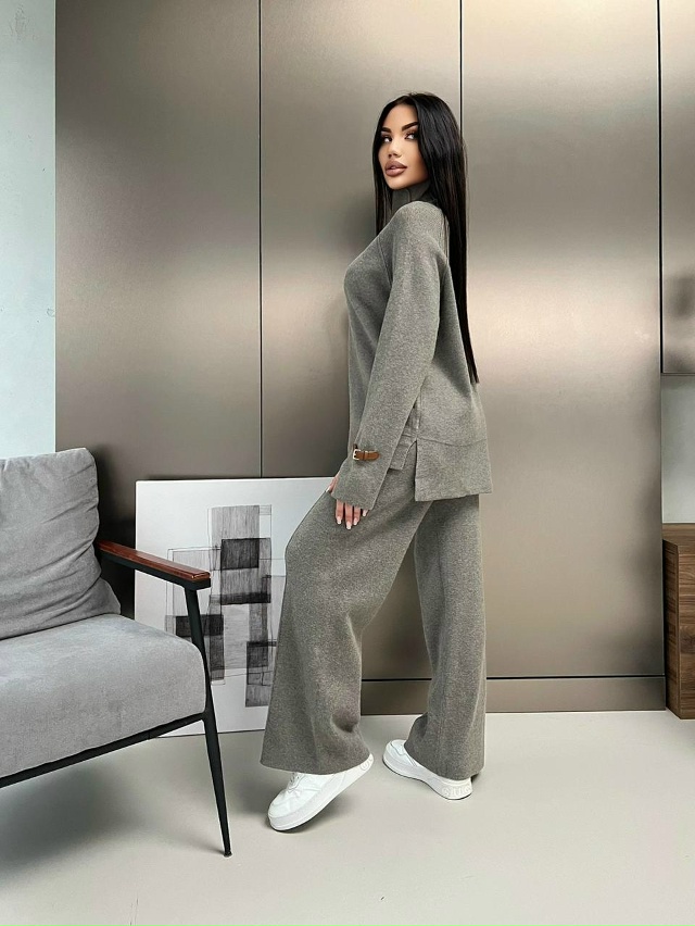 Костюм 23144283