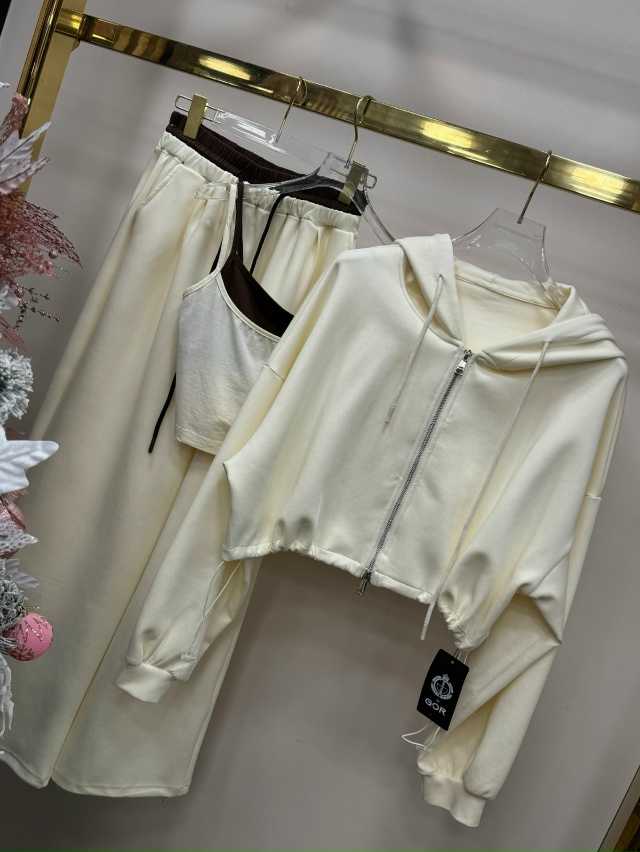 Костюм 23146638