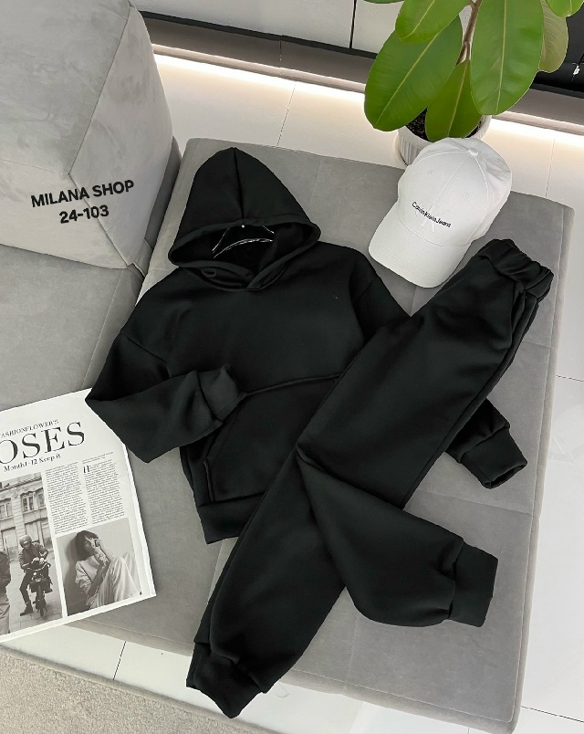 Спортивный костюм 23146388