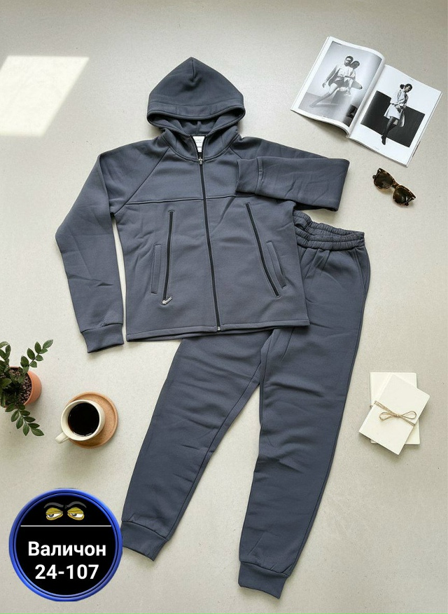 Спортивный костюм 23147831