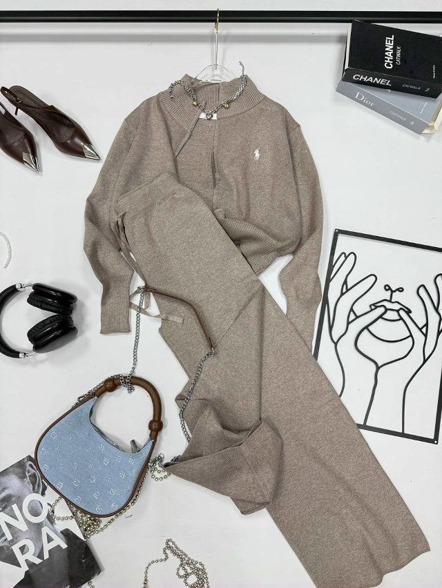 Костюм 23149008