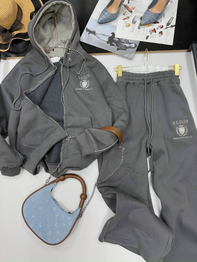 Спортивный костюм 23153868