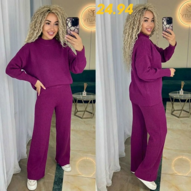 Спортивный костюм 23154373