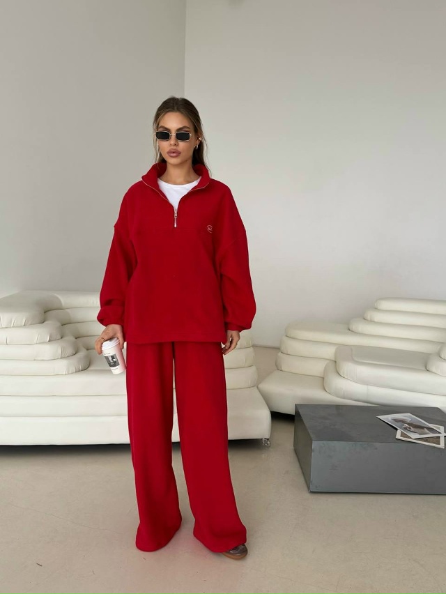 Спортивный костюм 23154982