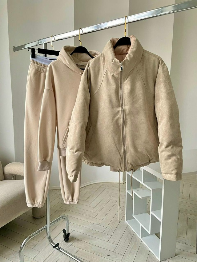 Спортивный костюм 23158824