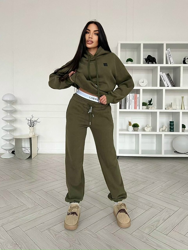 Спортивный костюм 23158825