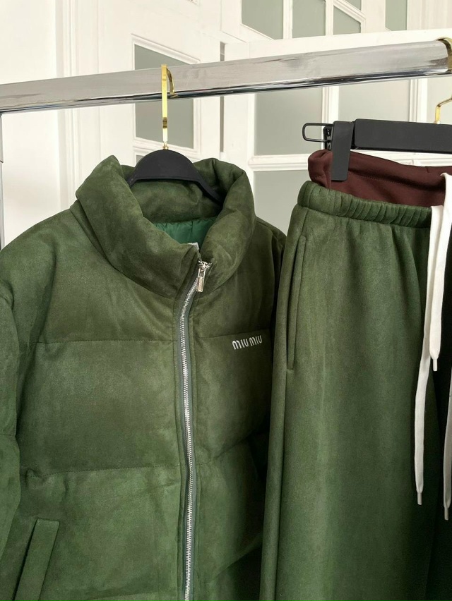 Спортивный костюм 23158822