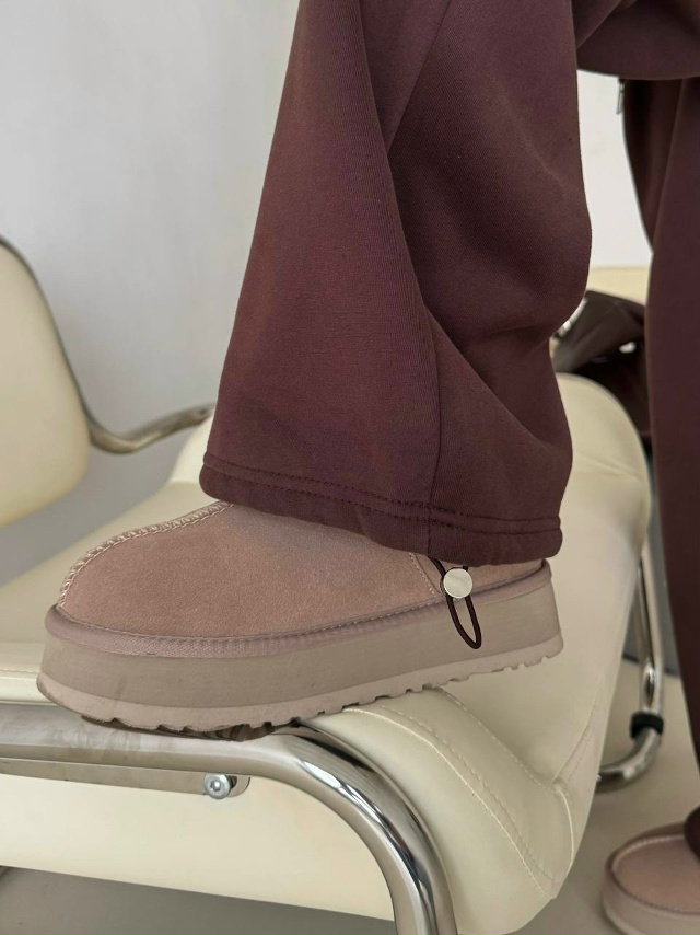 Спортивный костюм 23159179