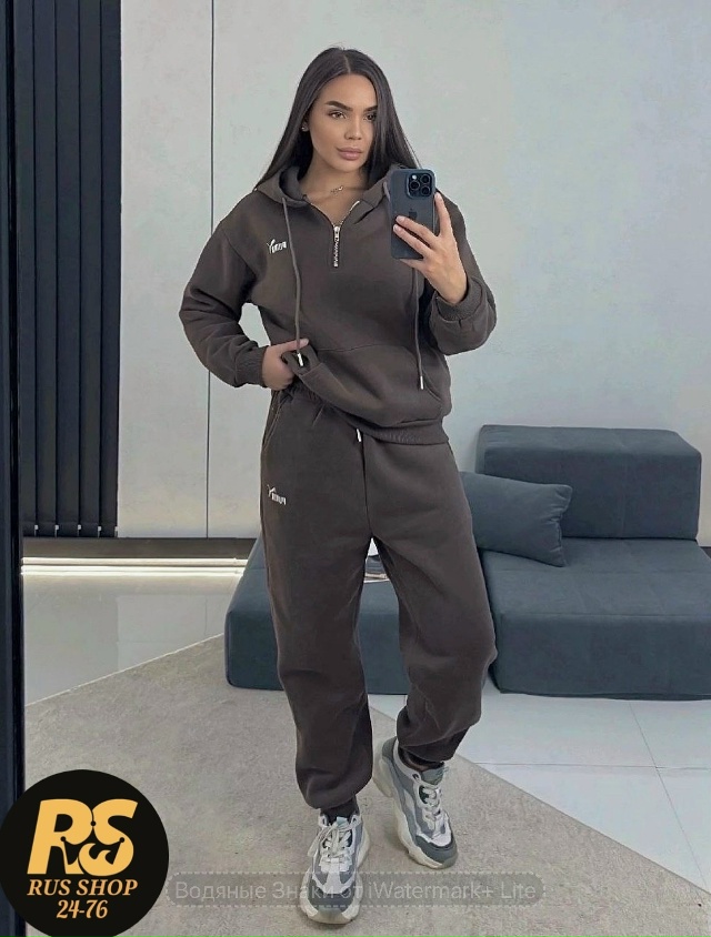 Спортивный костюм 23161339