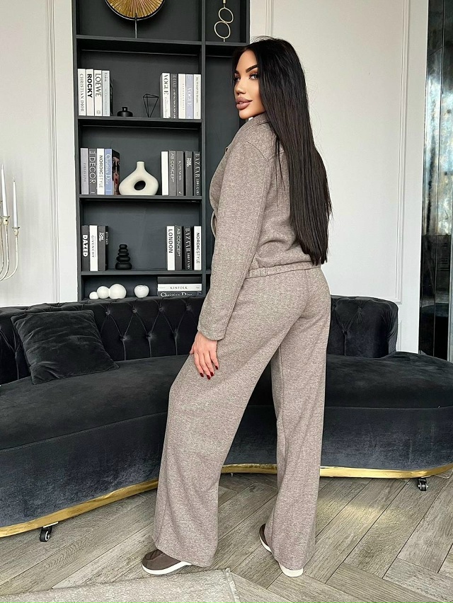 Спортивный костюм 23161092