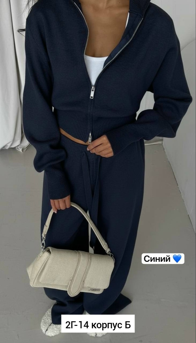 Спортивный костюм 23164217