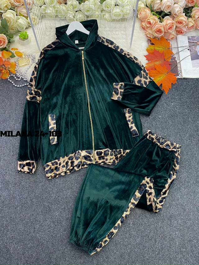 Спортивный костюм 23163972