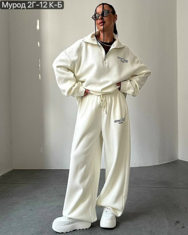 Спортивный костюм 23164563