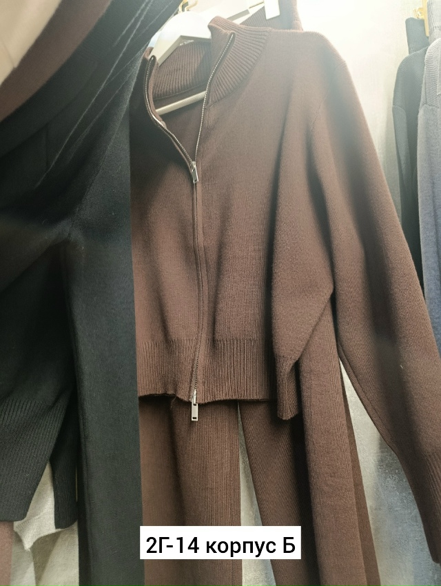 Спортивный костюм 23164217