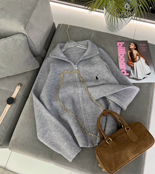 Свитер 23165487