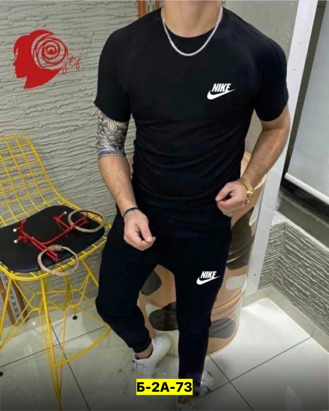 Спортивный костюм 23167364